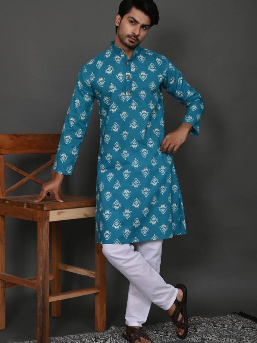 

Hues Fab Ethnic Motifs Printed Mandarin Collar Pure Cotton Kurta with Pyjama, Blue