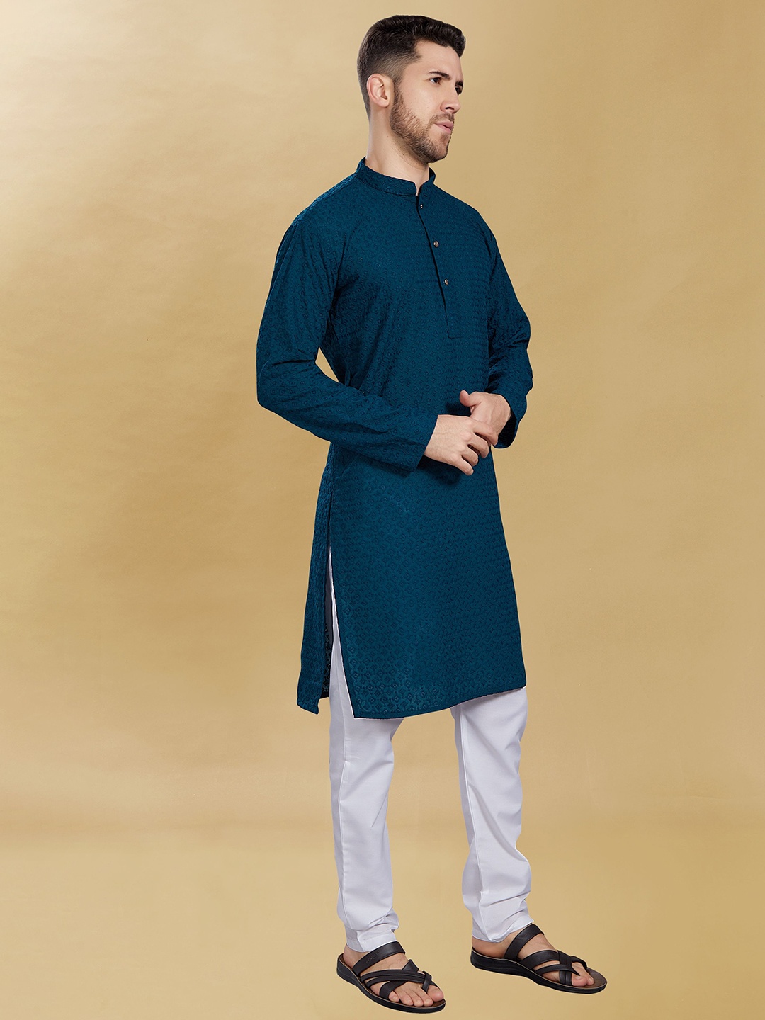 

DIVISIVE Embroidered Mandarin Collar Slim Fit Straight Kurta, Turquoise blue