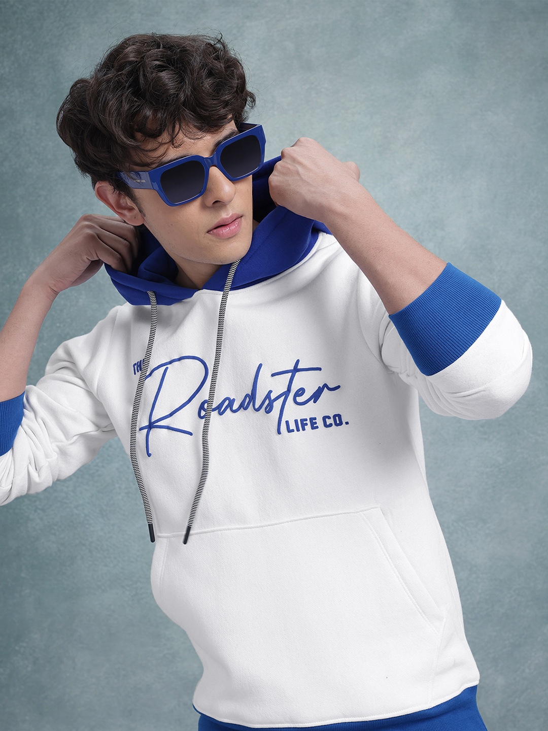 

The Roadster Lifestyle Co. Colourblocked Hooded Pure Cotton Sweatshirt, White