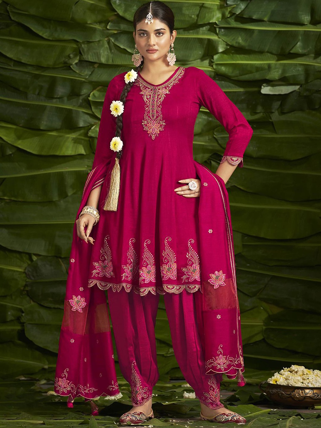 

Kvsfab Floral Embroidered Sequinned Anarkali Kurti With Salwar And Dupatta, Pink