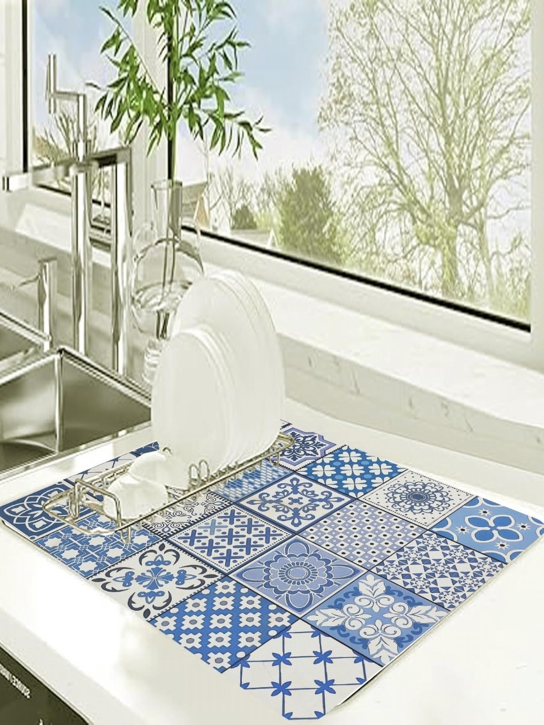 

Homecloud Blue & White Printed Rectangular Kitchen Dish Drying Mat