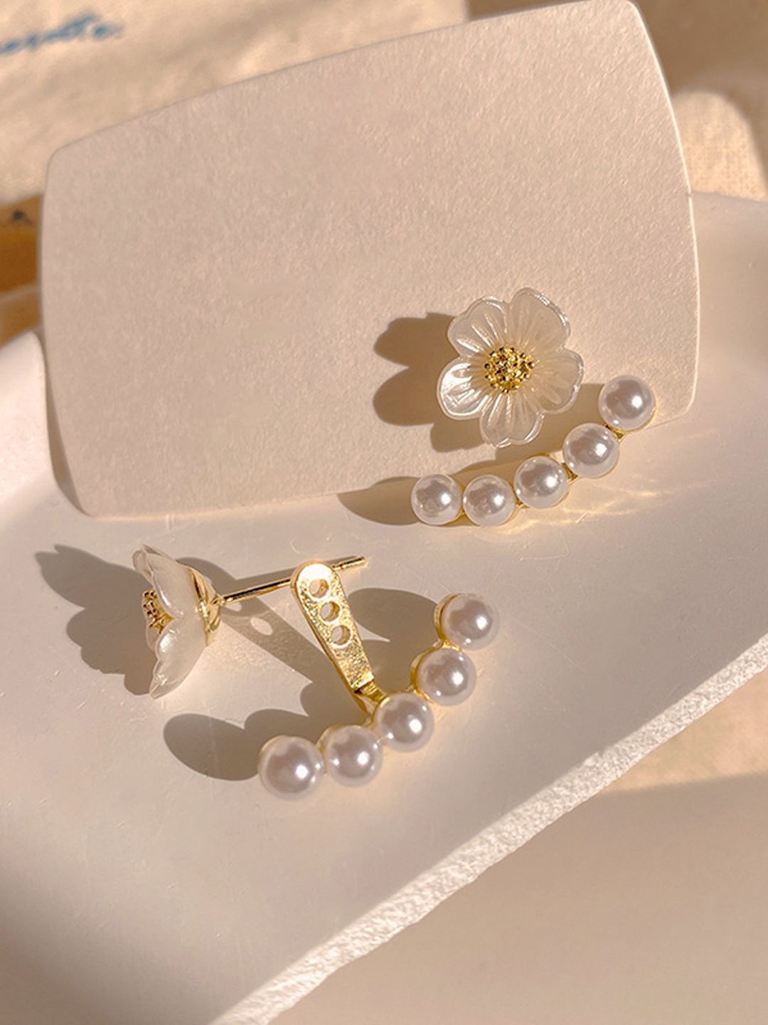 

BEYTER Stainless Steel Artificial Stones Studded Floral Shaped Studs, White