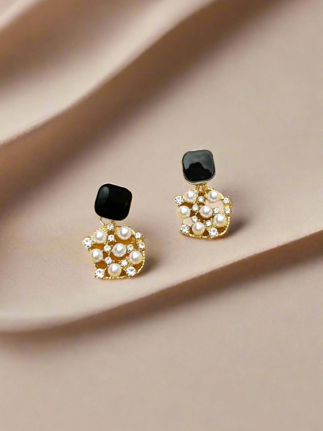 

BEYTER Stainless Steel Pearls Beaded Contemporary Studs, Black