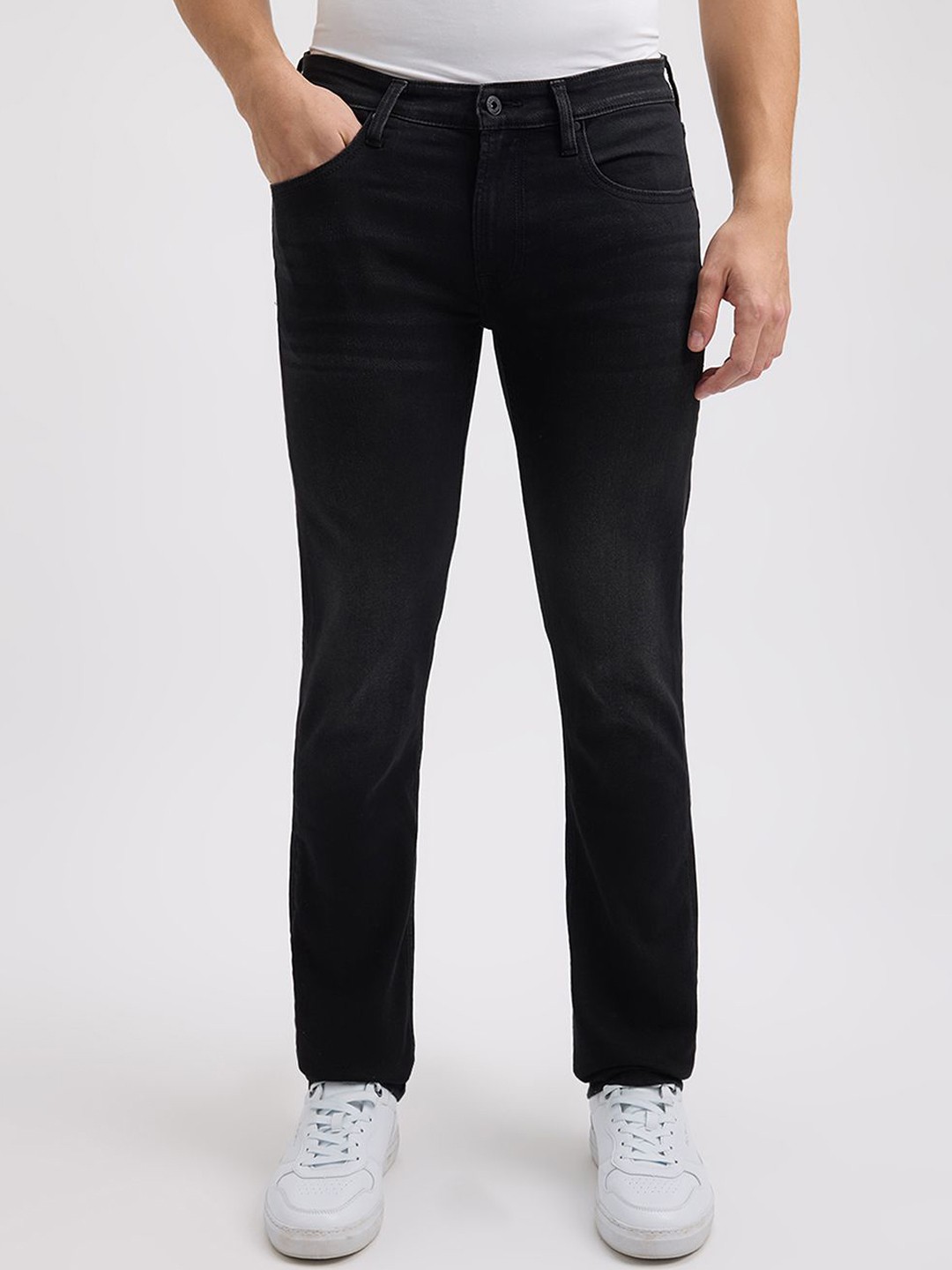 

Pepe Jeans Men Vapour Slim Fit Light Fade Stretchable Jeans, Black