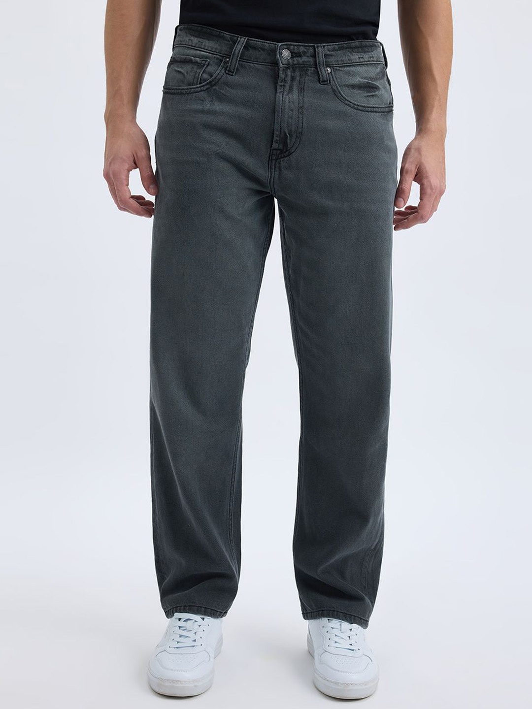 

Pepe Jeans Men James Relaxed Fit Mid-Rise Light Fade Cotton Jeans, Black
