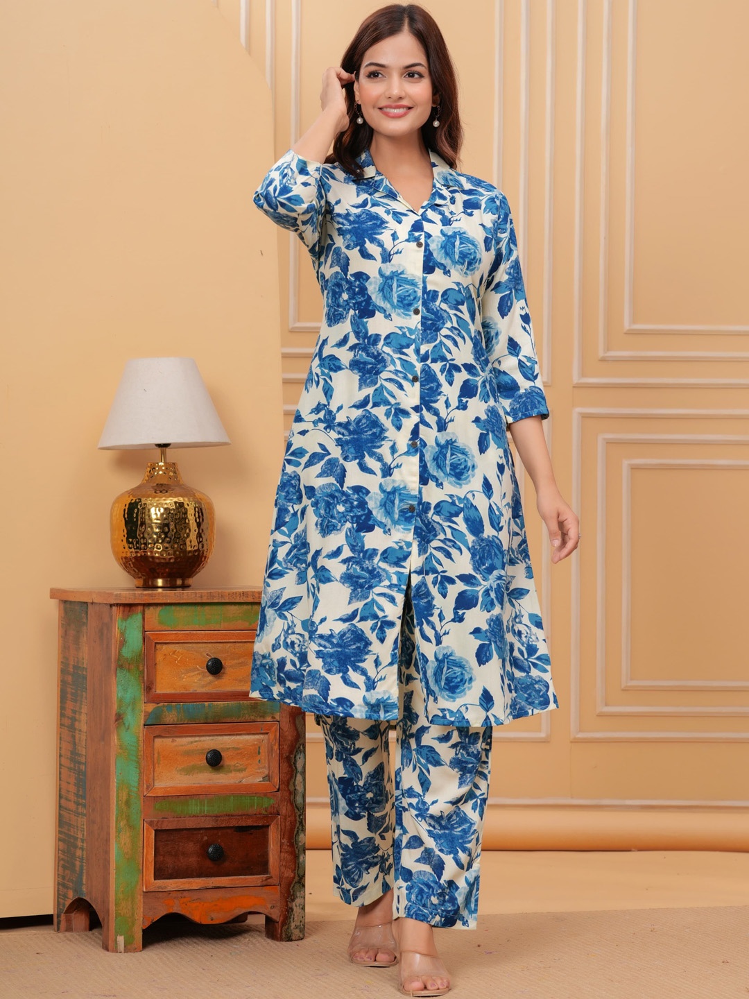 

Samhitas Floral Printed Shirt Collar Pure Cotton Tunic With Trousers, Off white