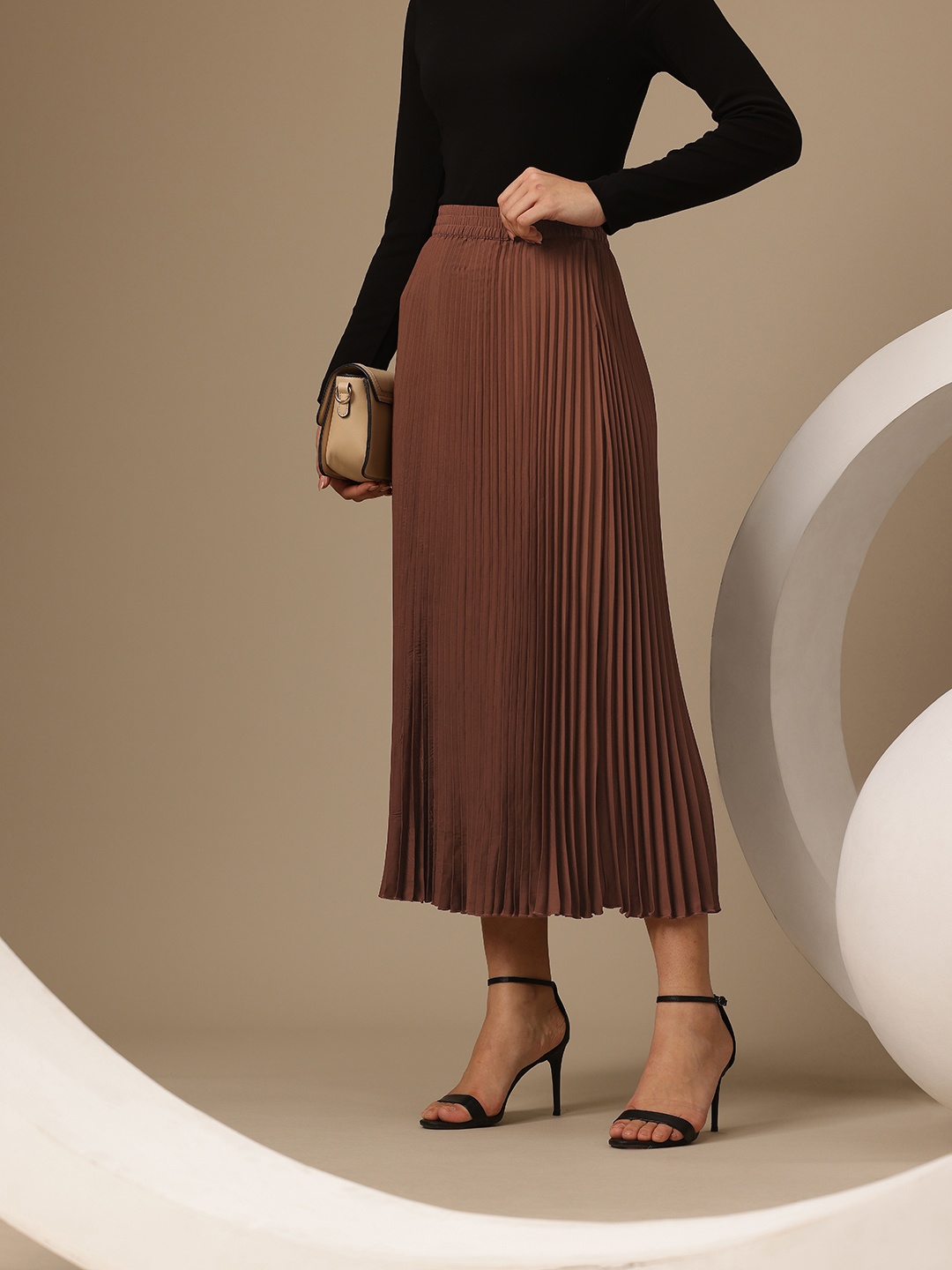 

Chemistry Women Accordion Pleated Maxi Skirt, Rust