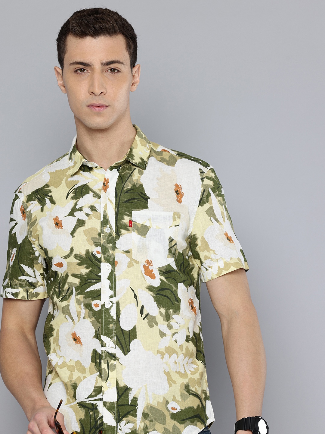 

Levis Linen Cotton Slim Fit Floral Printed Casual Shirt, Olive