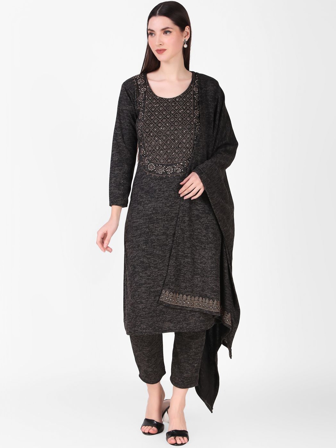

FNOCKS Geometric Beads And Stones Round Neck Kurta With Palazzo & Dupatta, Black