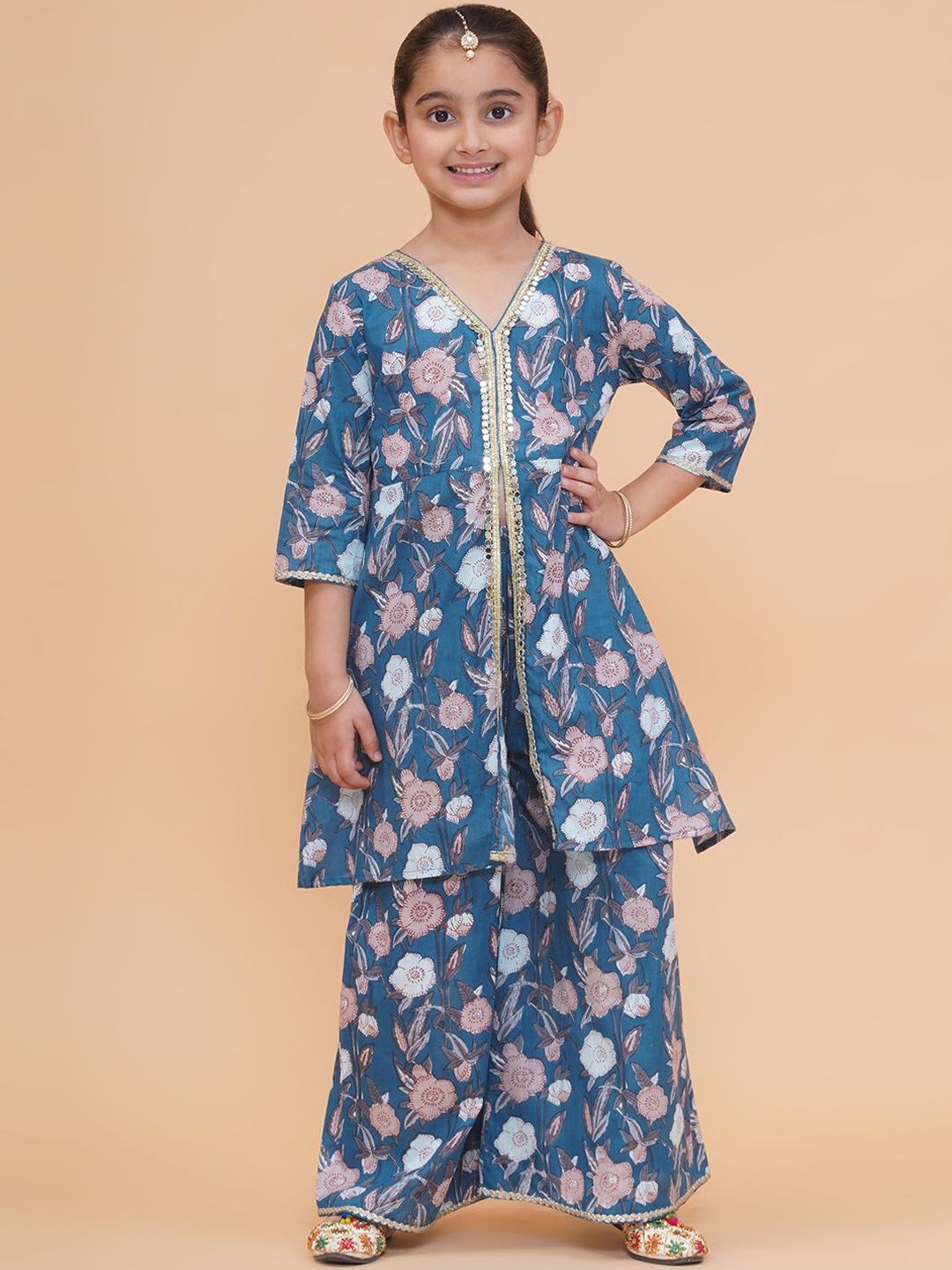 

Modish Couture Girls Floral Printed V-Neck A-Line Kurta With Palazzos, Teal