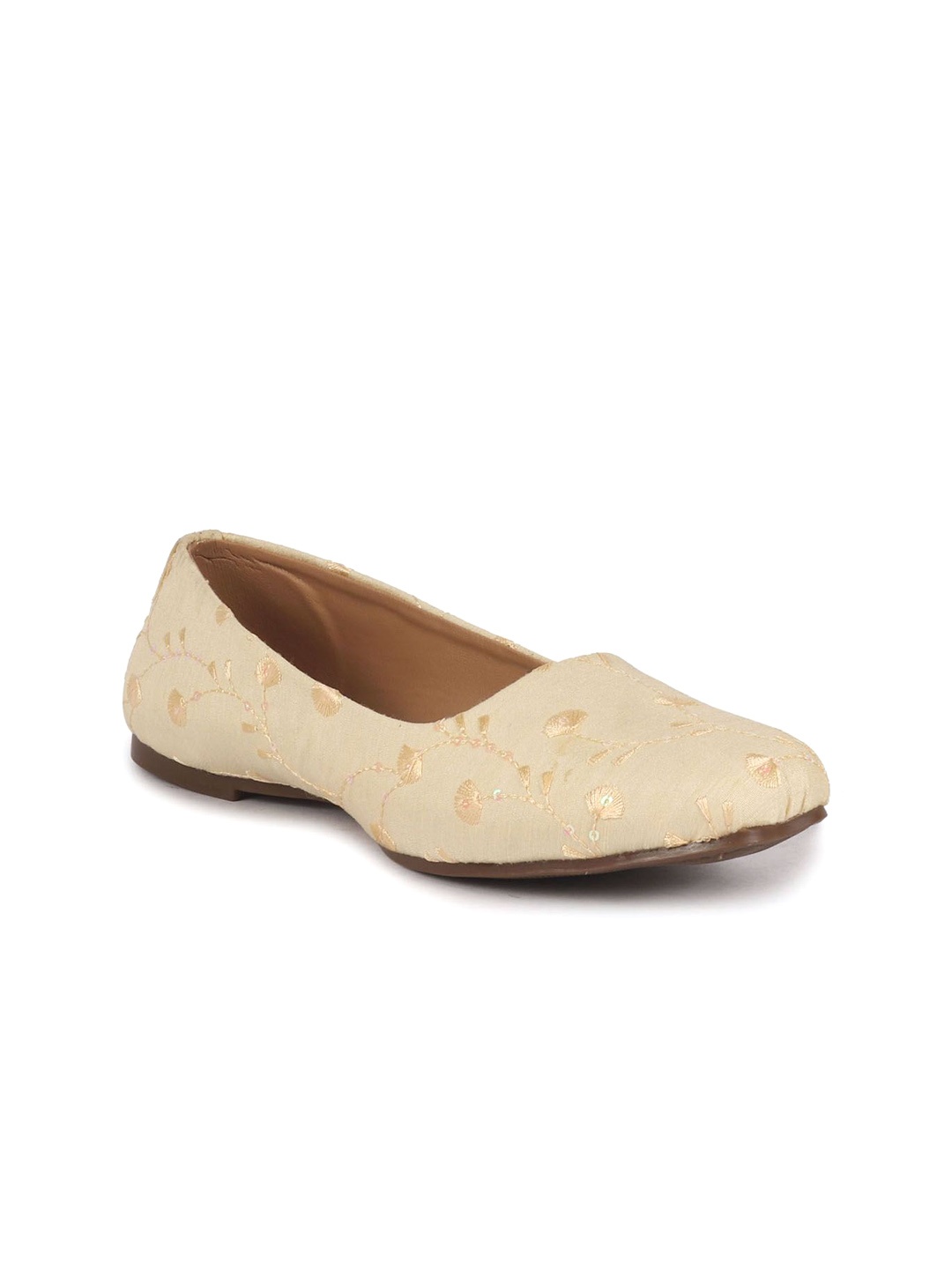 

FAUSTO Women Embroidery Slip On Mojaris, Cream
