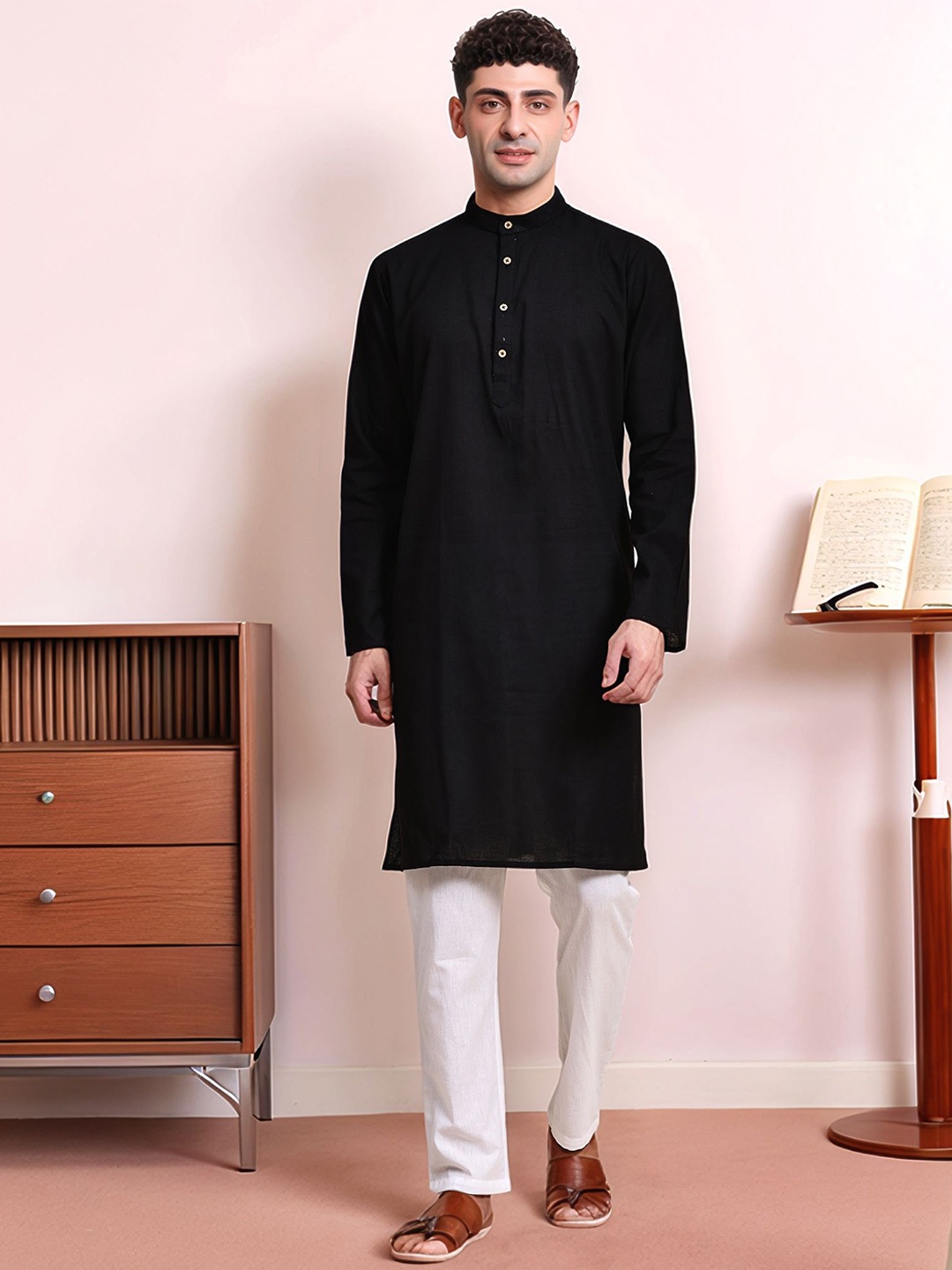 

Moda Rapido Band Collar Straight Kurta With Pyjamas, Black