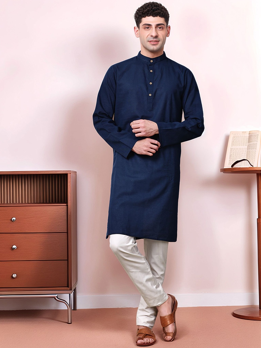

Moda Rapido Band Collar Straight Kurta With Pyjamas, Navy blue
