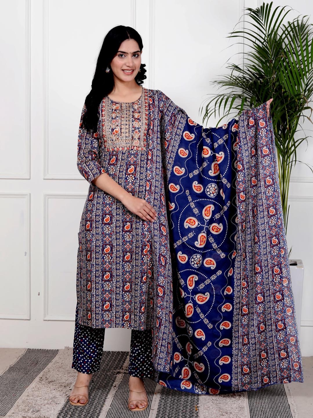 

HERE&NOW Ethnic Motifs Printed Embroidered Round Neck Kurta with Trousers And Dupatta, Purple