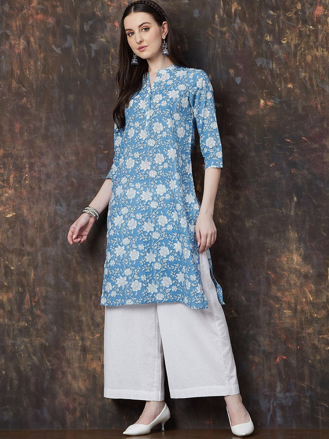 Melange by Lifestyle Floral Printed Mandarin Collar Straight Kurta, Blue