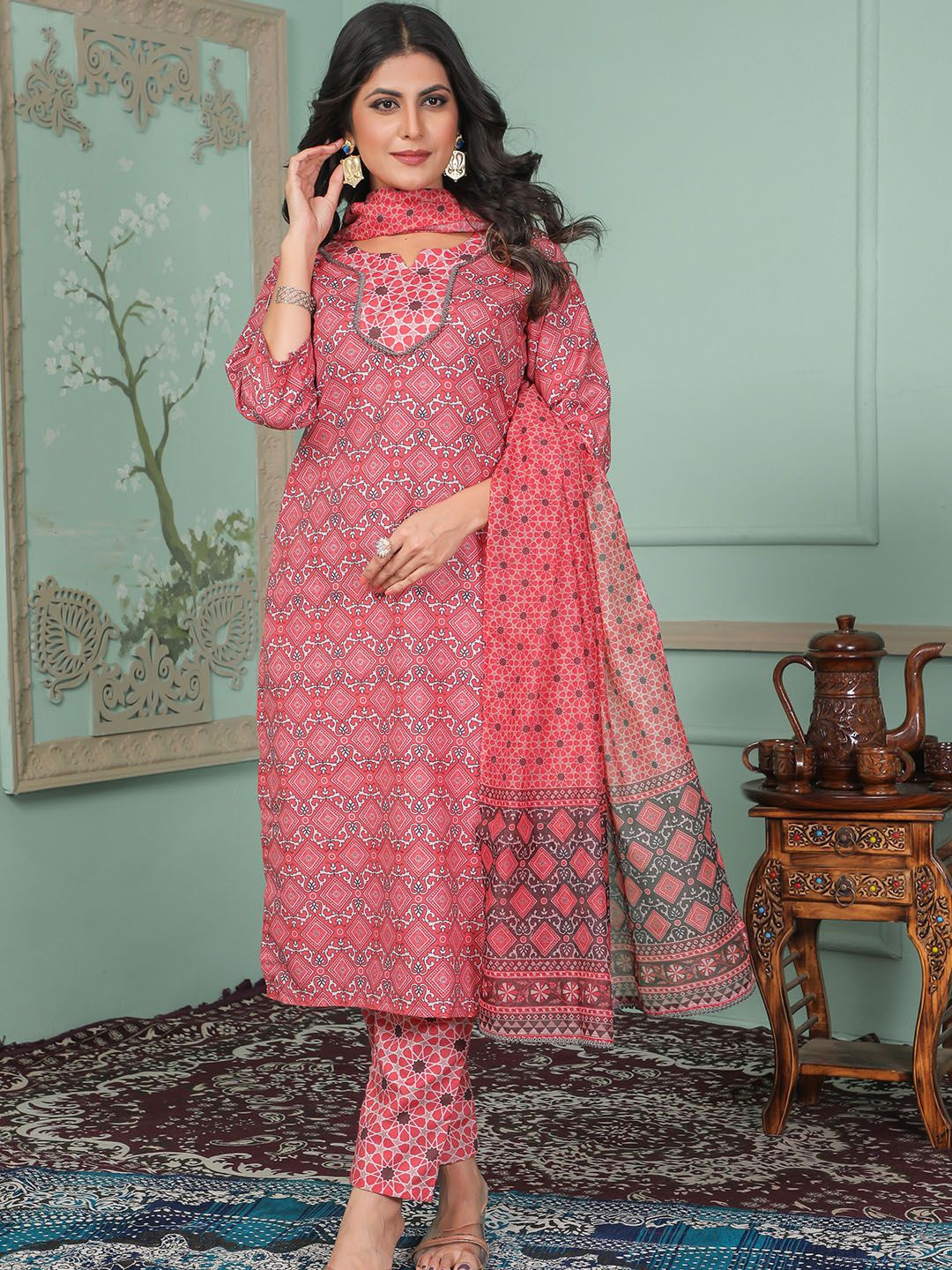 

BLACK SCISSOR Geometric Printed Notch Neck Straight Kurta With Trousers & Dupatta, Peach