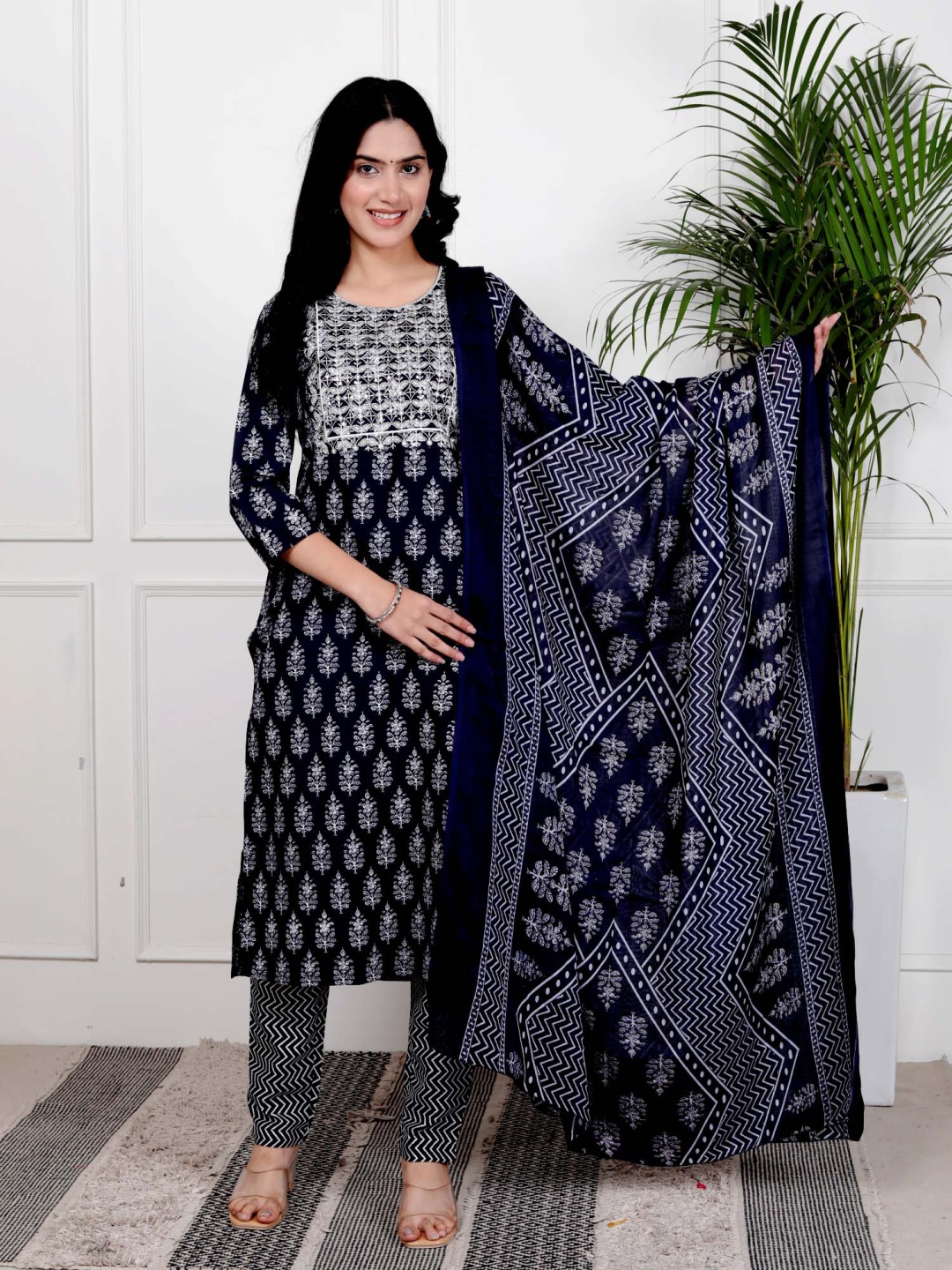 

HERE&NOW Floral Printed Embroidered Round Neck Kurta with Trousers And Dupatta, Navy blue