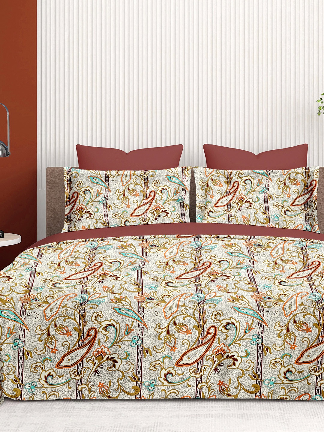 

Aura Beige & Green Ethnic Motifs 140 TC King Bedsheet with 2 Pillow Covers