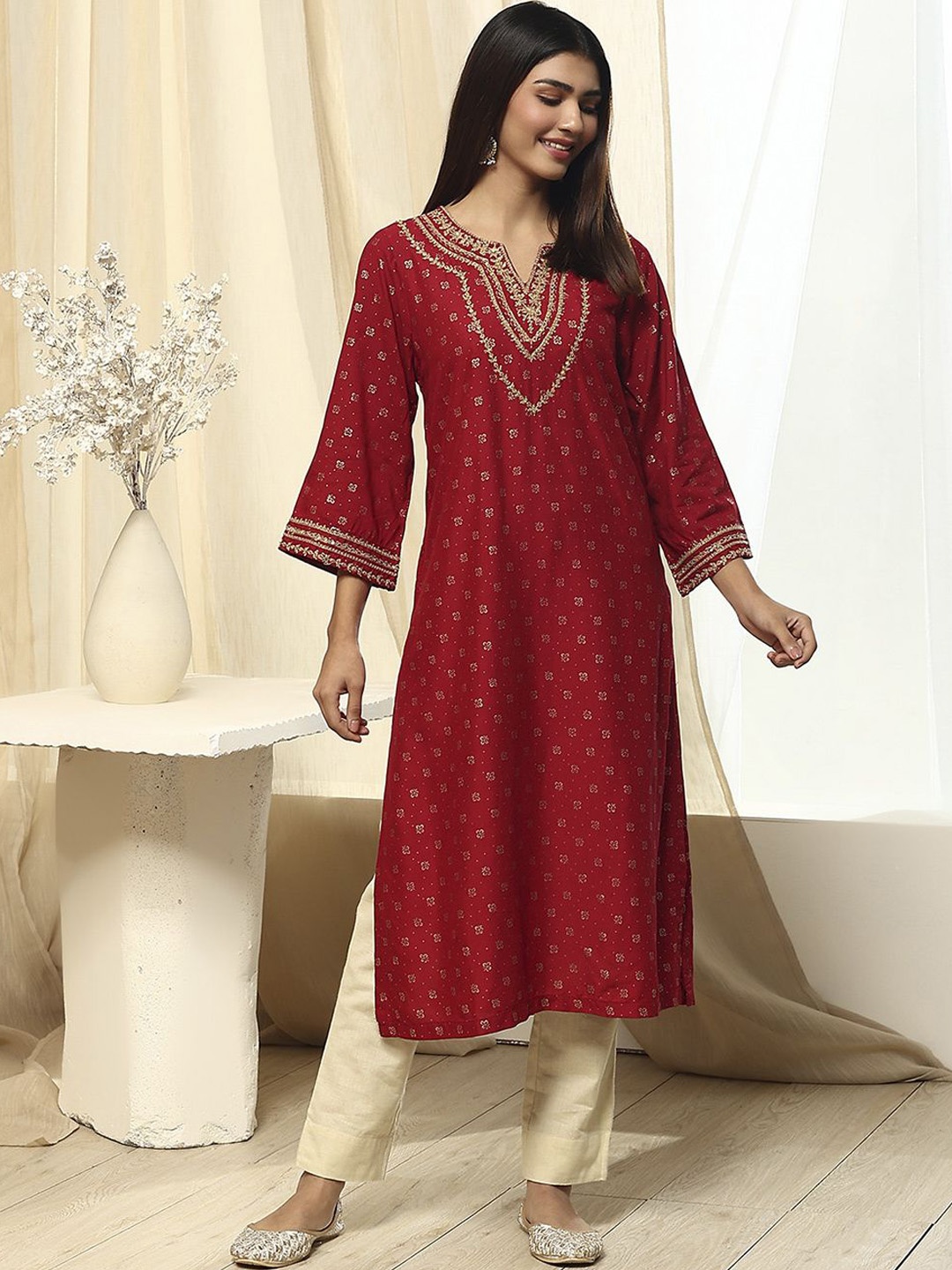 

Biba Floral Embroidered Notch-Neck Straight Kurta, Red