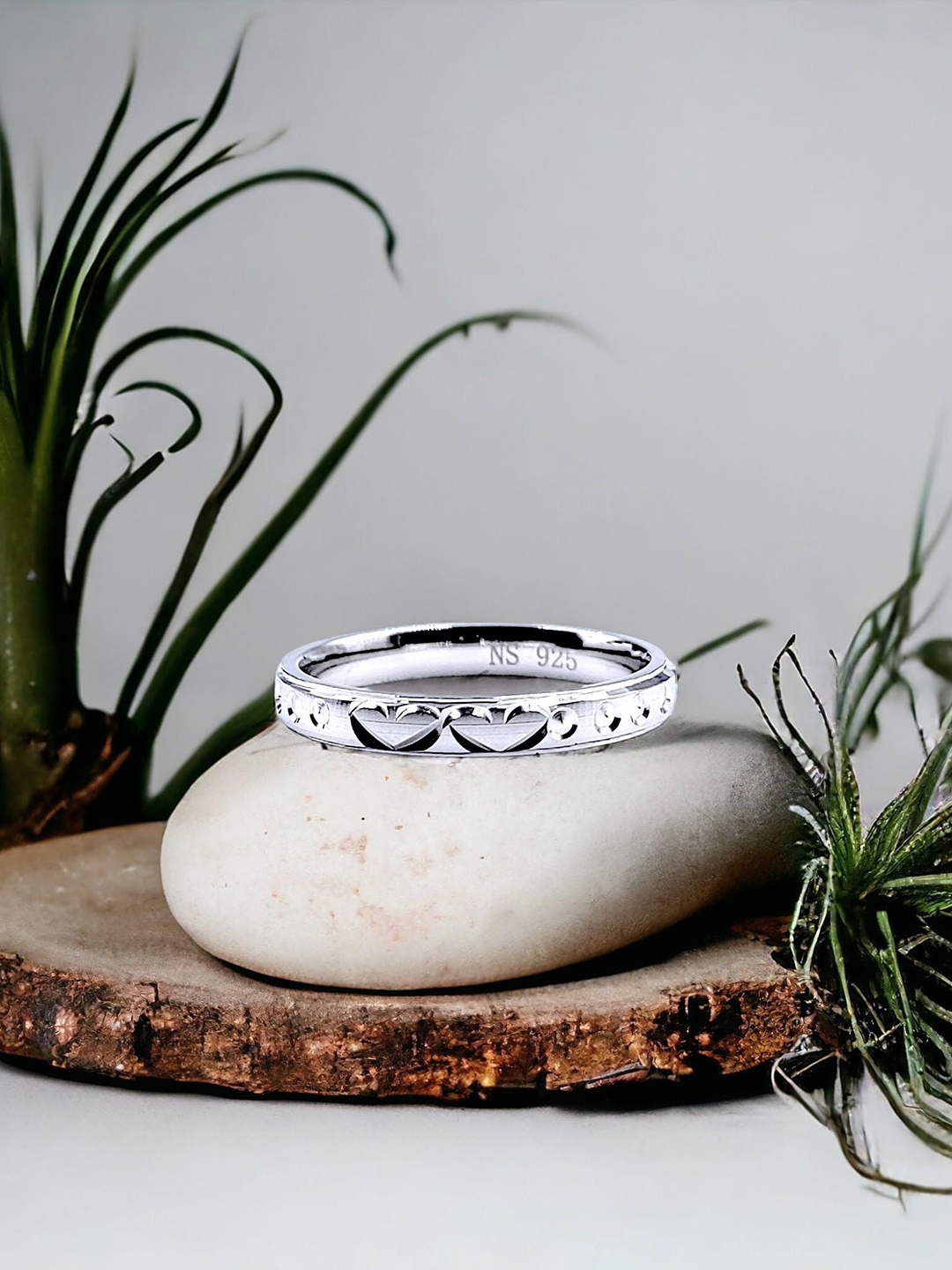 

AMONROO 925 Rhodium-Plated Finger Ring, Silver