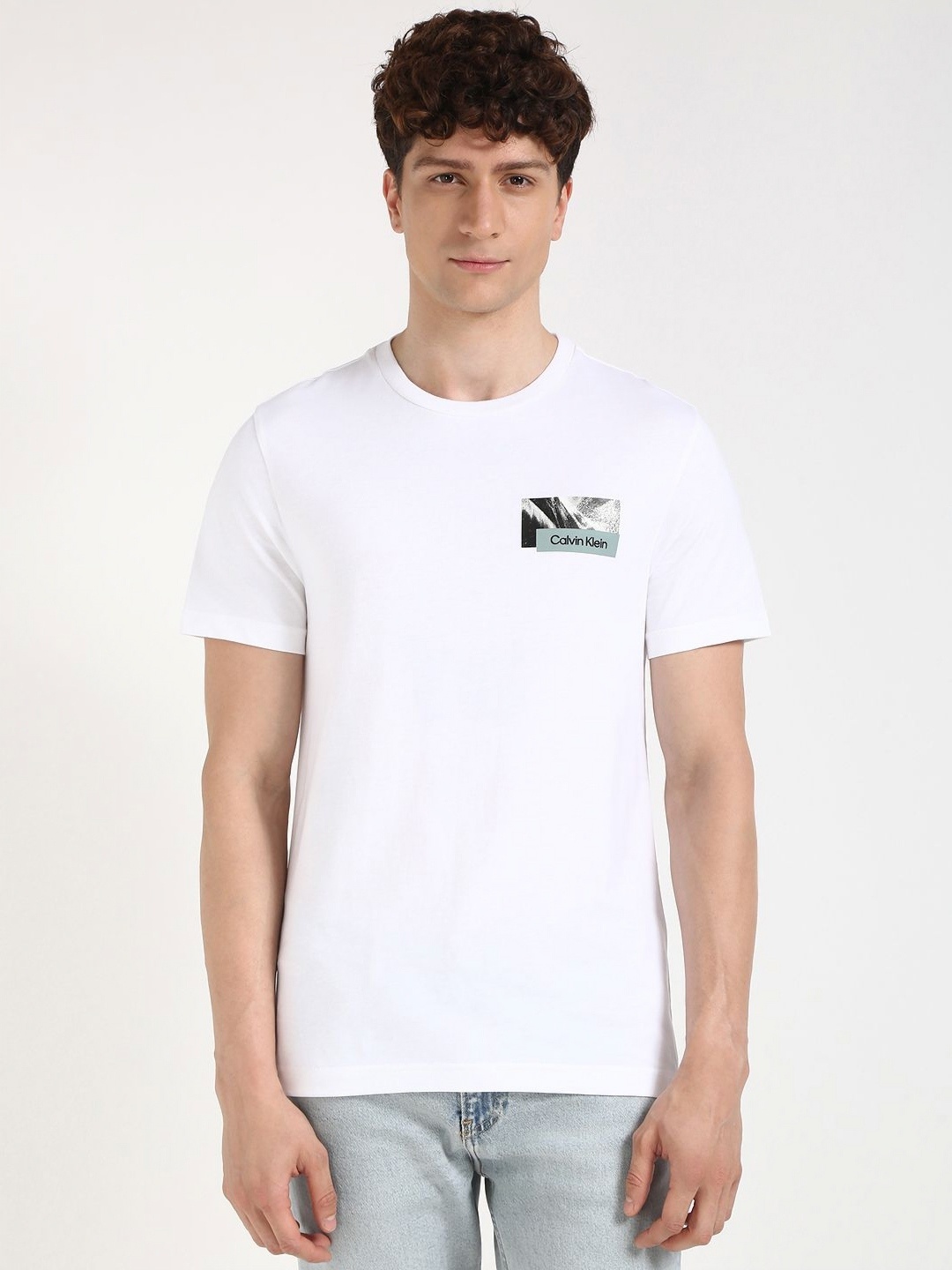 

Calvin Klein Jeans Men Applique T-shirt, White