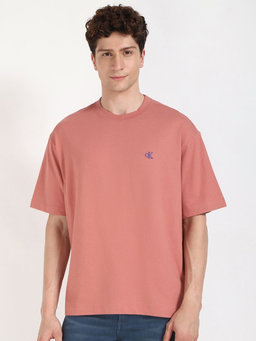 

Calvin Klein Jeans Men Applique T-shirt, Red