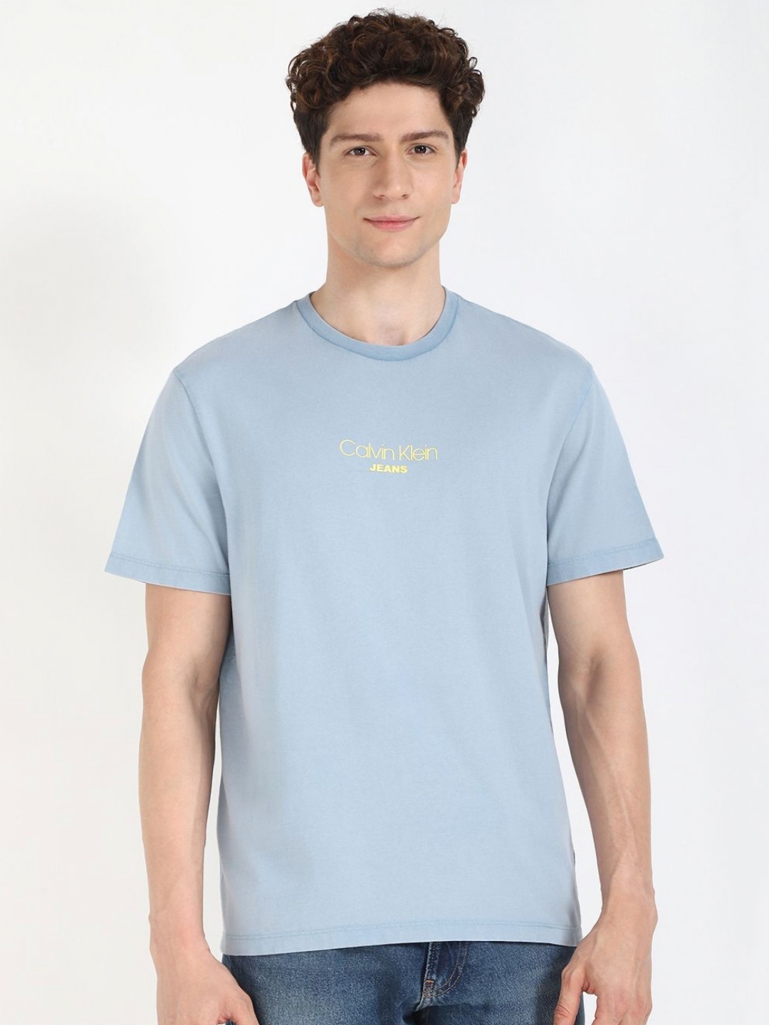 

Calvin Klein Jeans Men Extended Sleeves Applique T-shirt, Blue