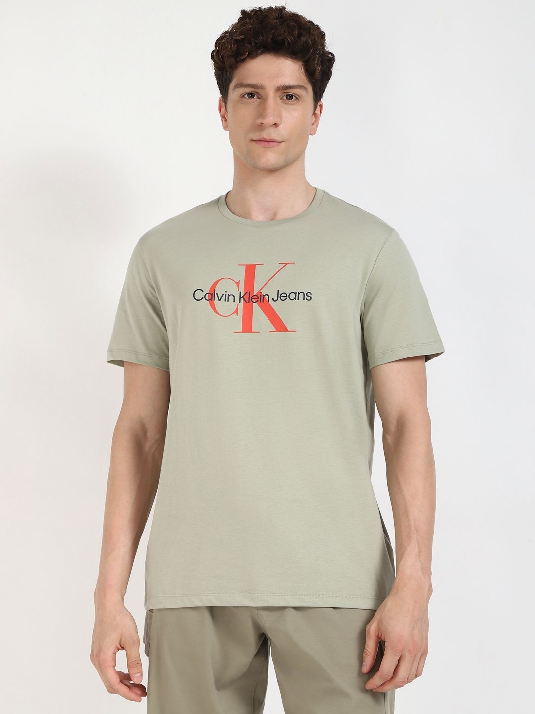 

Calvin Klein Jeans Men Typography Applique T-shirt, Green