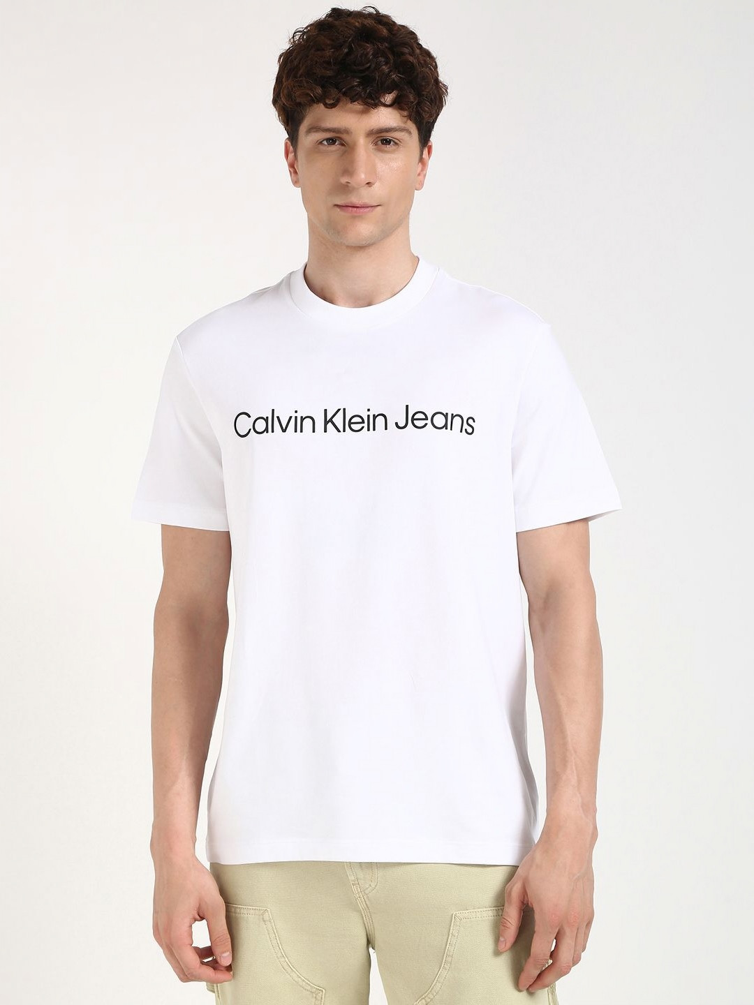 

Calvin Klein Jeans Men Typography Pockets T-shirt, White