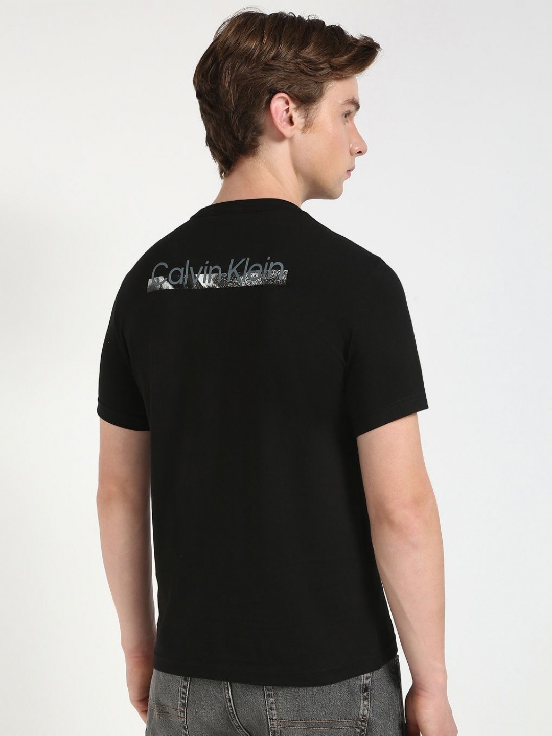 

Calvin Klein Jeans Men Typography Applique T-shirt, Black