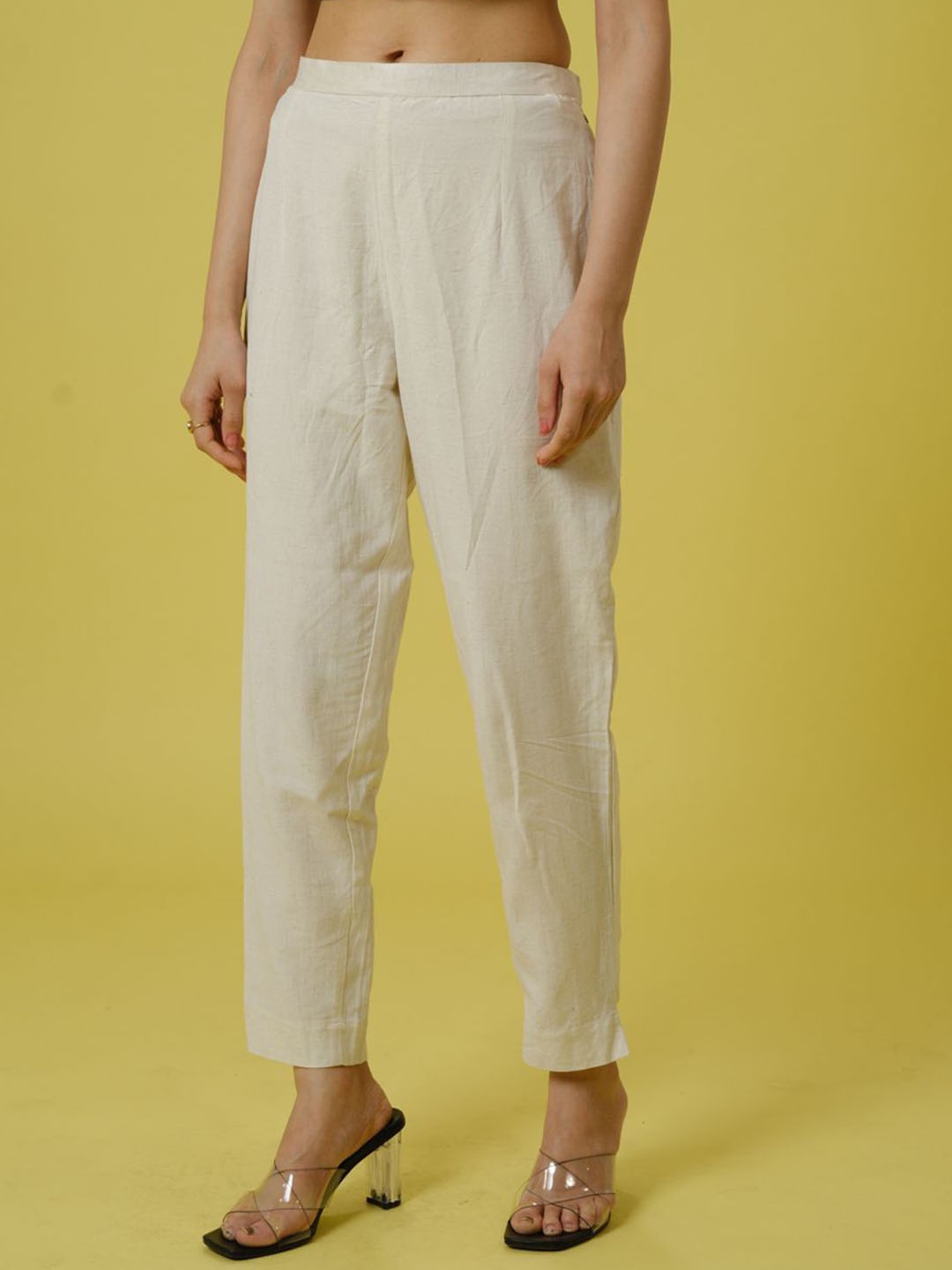 

Hassu's Women Original Pleated Trousers, White
