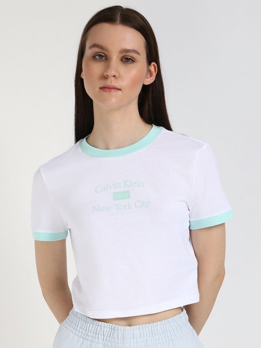 

Calvin Klein Jeans Women Typography T-shirt, White