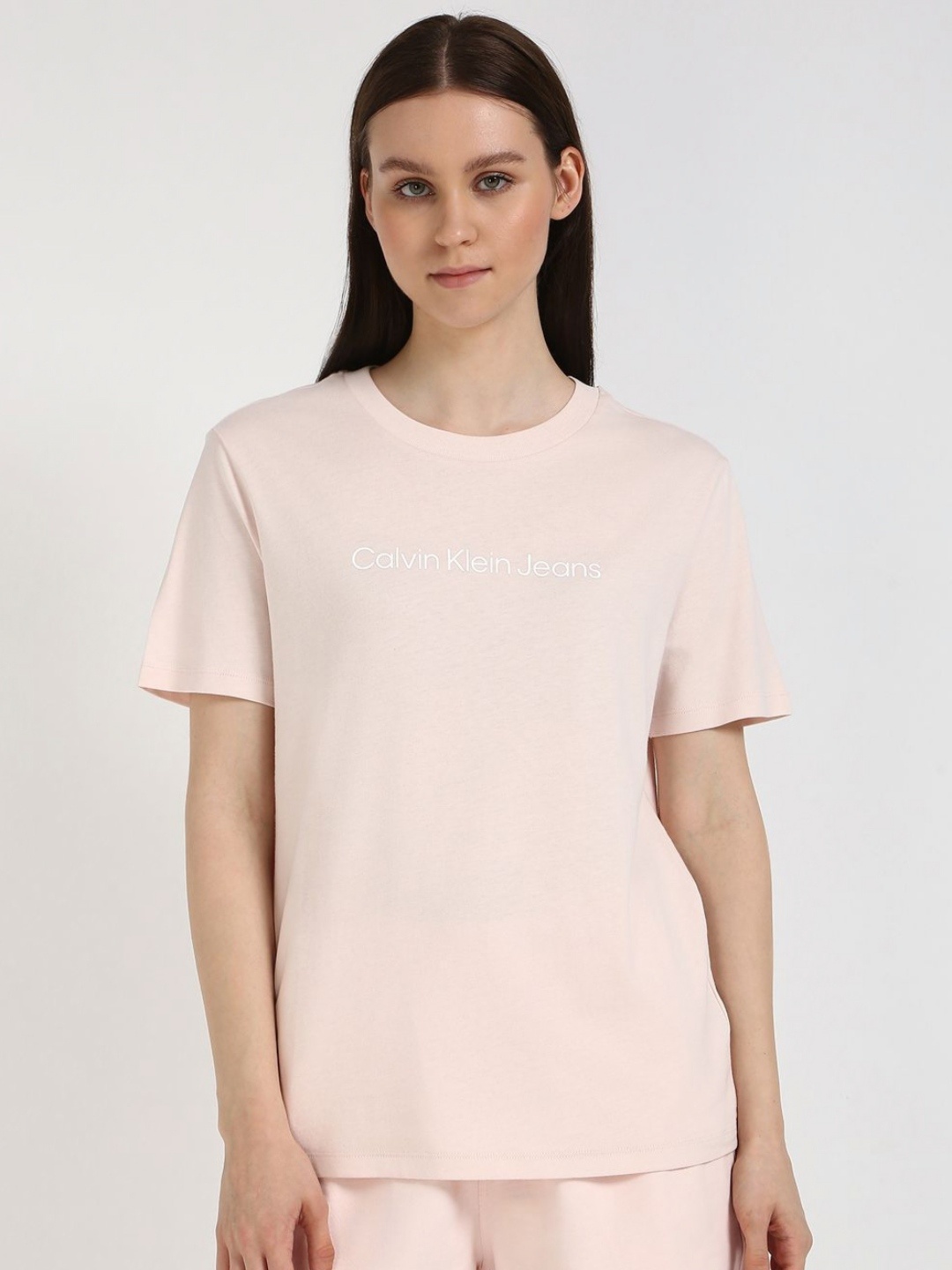 

Calvin Klein Jeans Women Drop-Shoulder Sleeves Pockets T-shirt, Pink