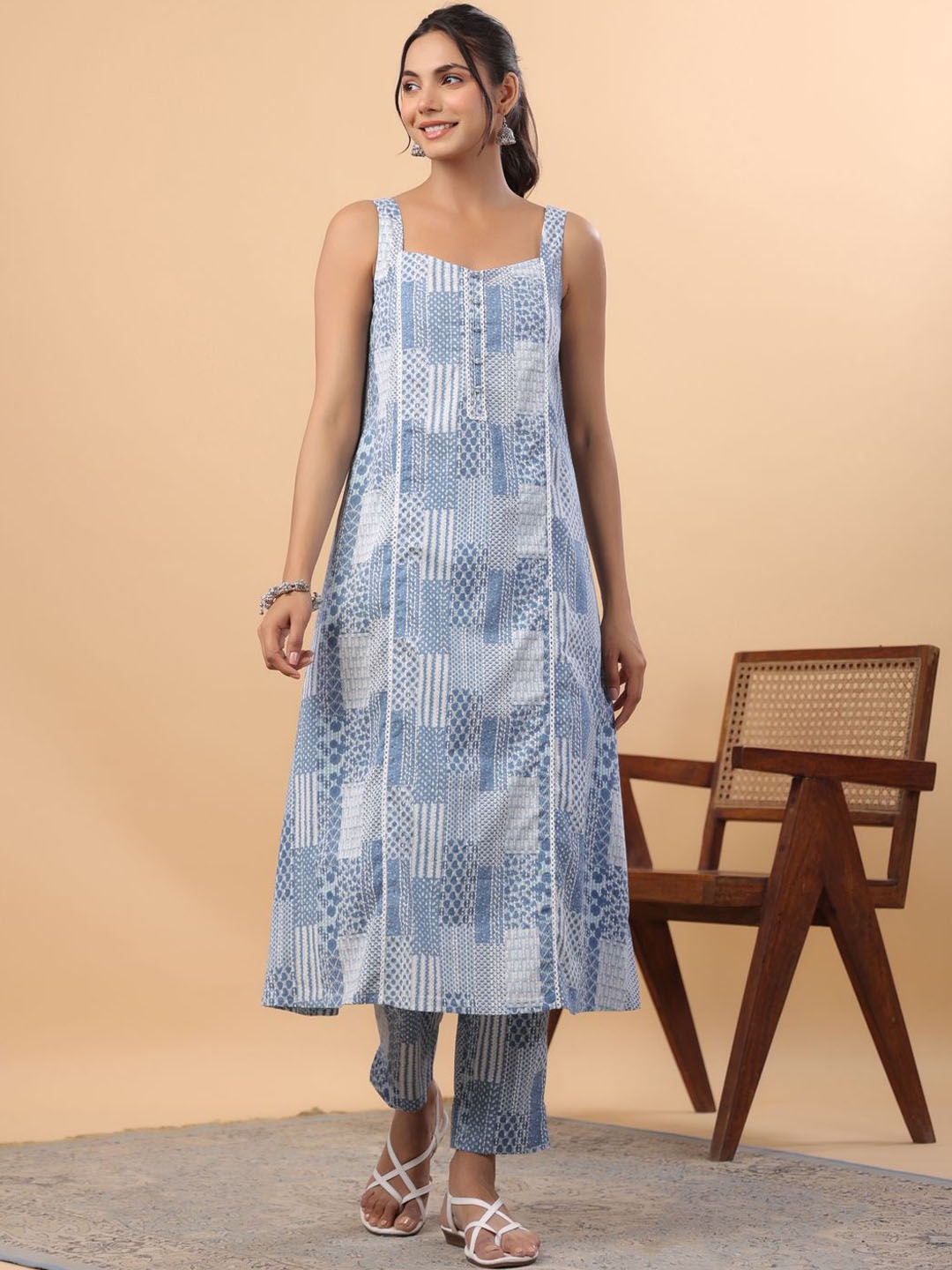 

KALINI Women Ethnic Motifs Printed Regular Pure Cotton Kurta with Trousers, Blue