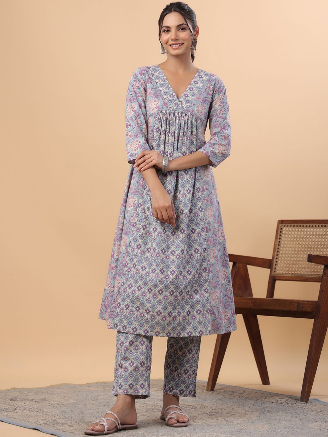 

KALINI Women Floral Printed Panelled Pure Cotton Kurta with Trousers, Blue