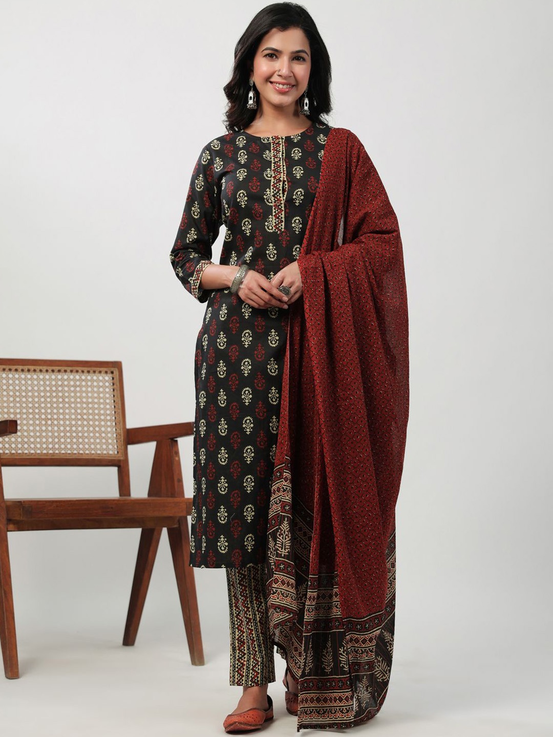 

KALINI Women Ethnic Motifs Printed Regular Pure Cotton Kurta with Trousers & With Dupatta, Black