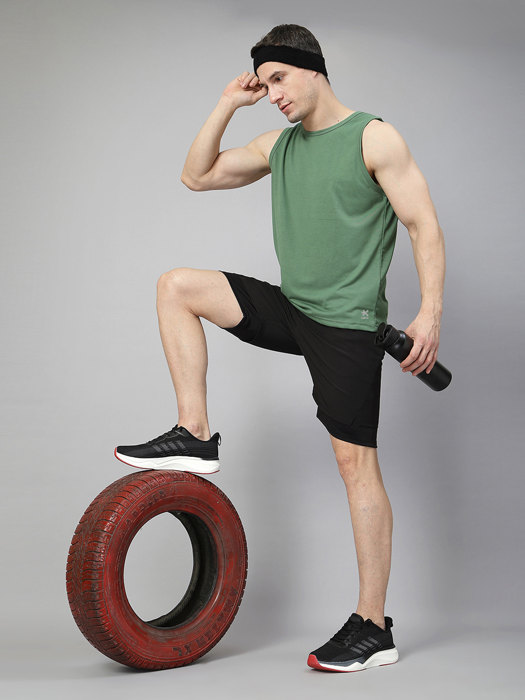 

HRX by Hrithik Roshan Men Pockets Slim Fit T-shirt, Green