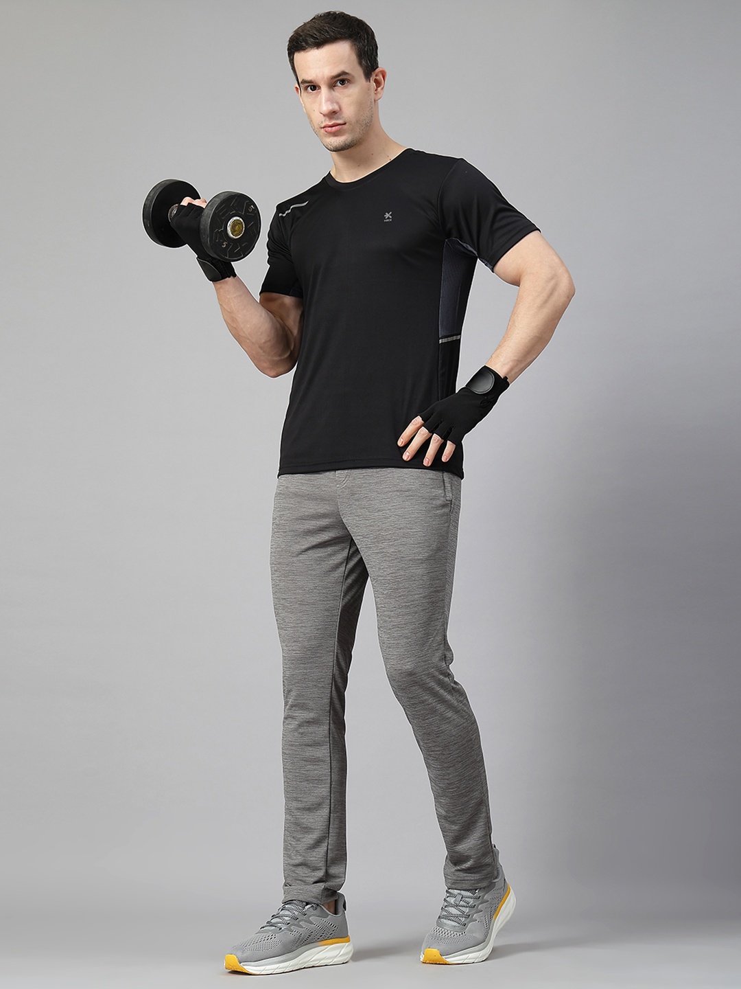 

HRX by Hrithik Roshan Men Pockets T-shirt, Black