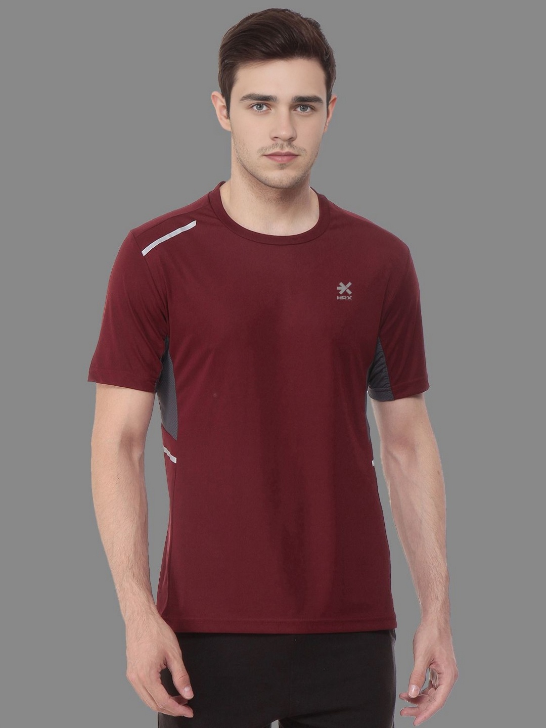 

HRX by Hrithik Roshan Men Pockets T-shirt, Maroon