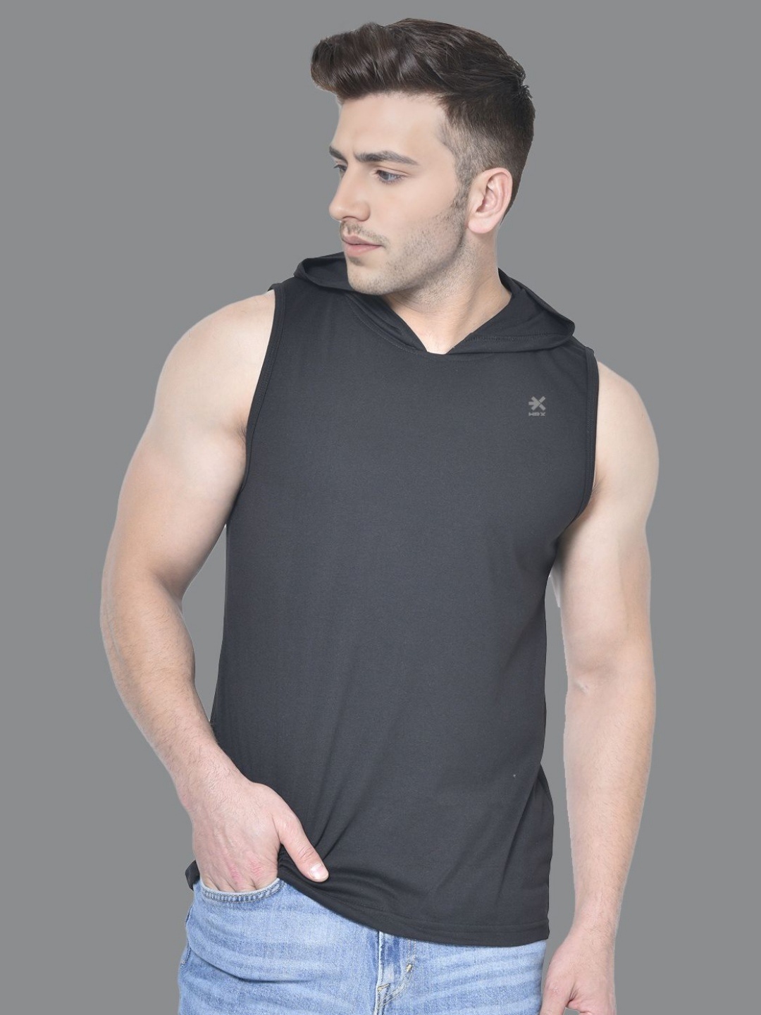 

HRX by Hrithik Roshan Men Monochrome Pockets Slim Fit T-shirt, Black