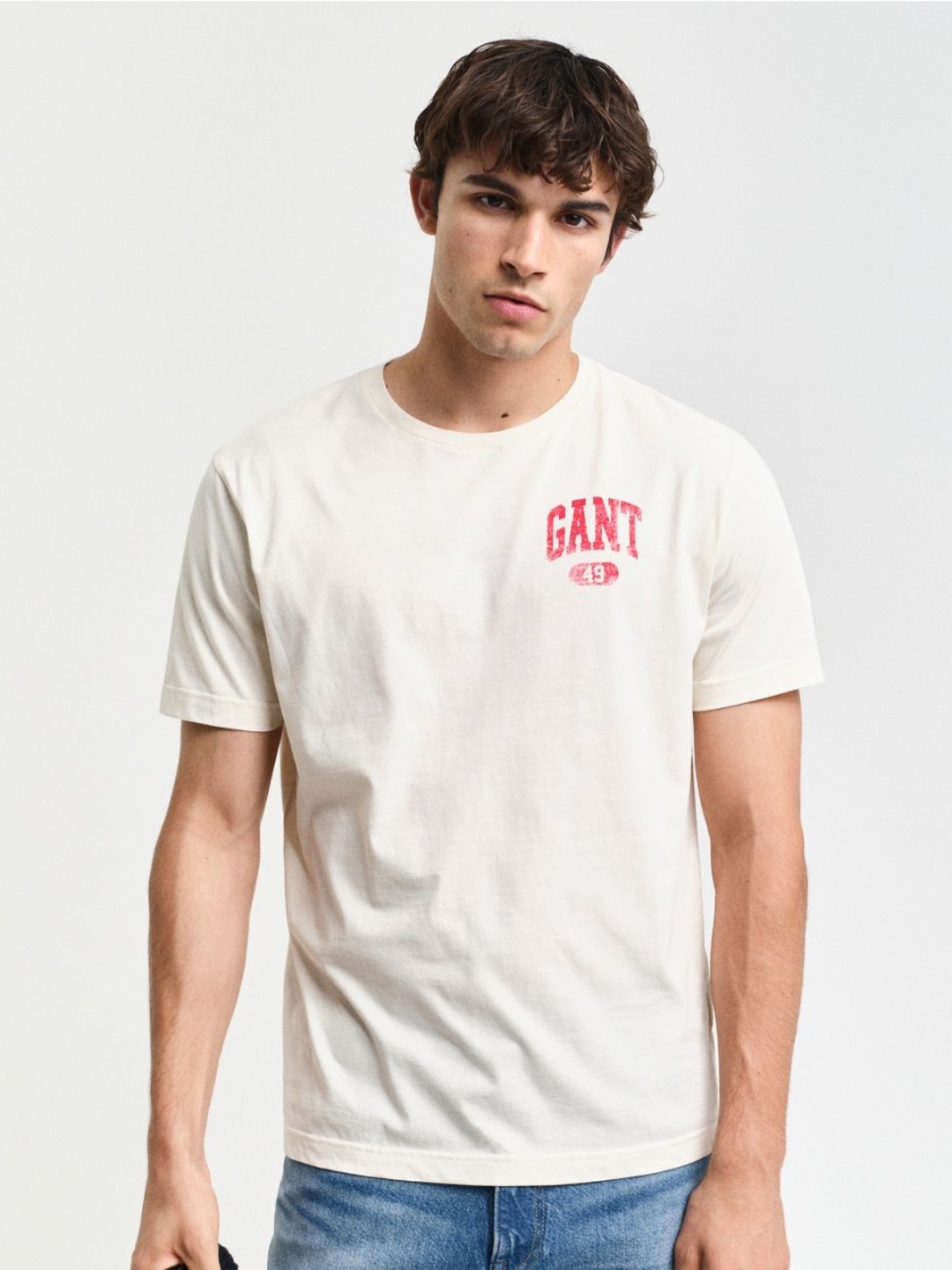 

GANT Men Brand Logo Graphic Print Round Neck T-shirt, Cream