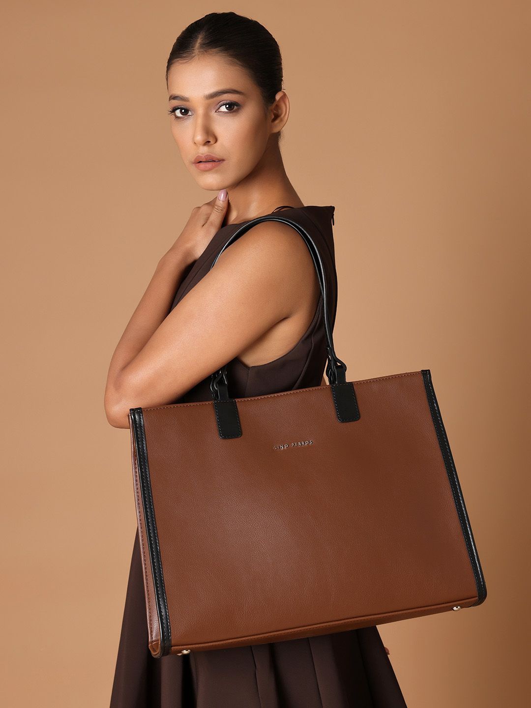 

Lino Perros Oversized Structured Tote Bag, Brown
