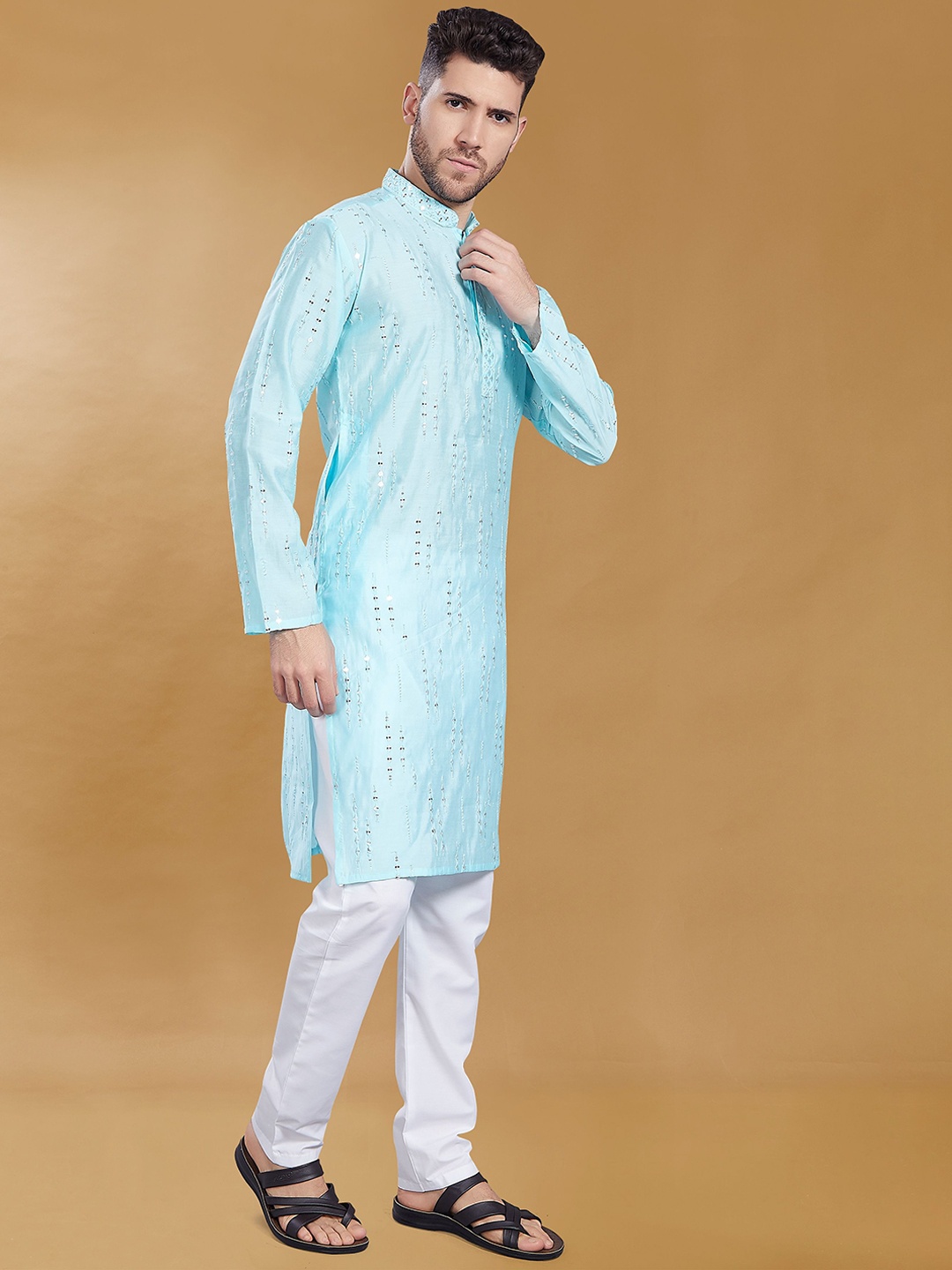 

DIVISIVE Geometric Embroidered Mirror Work Mandarin Collar Straight Kurta, Blue