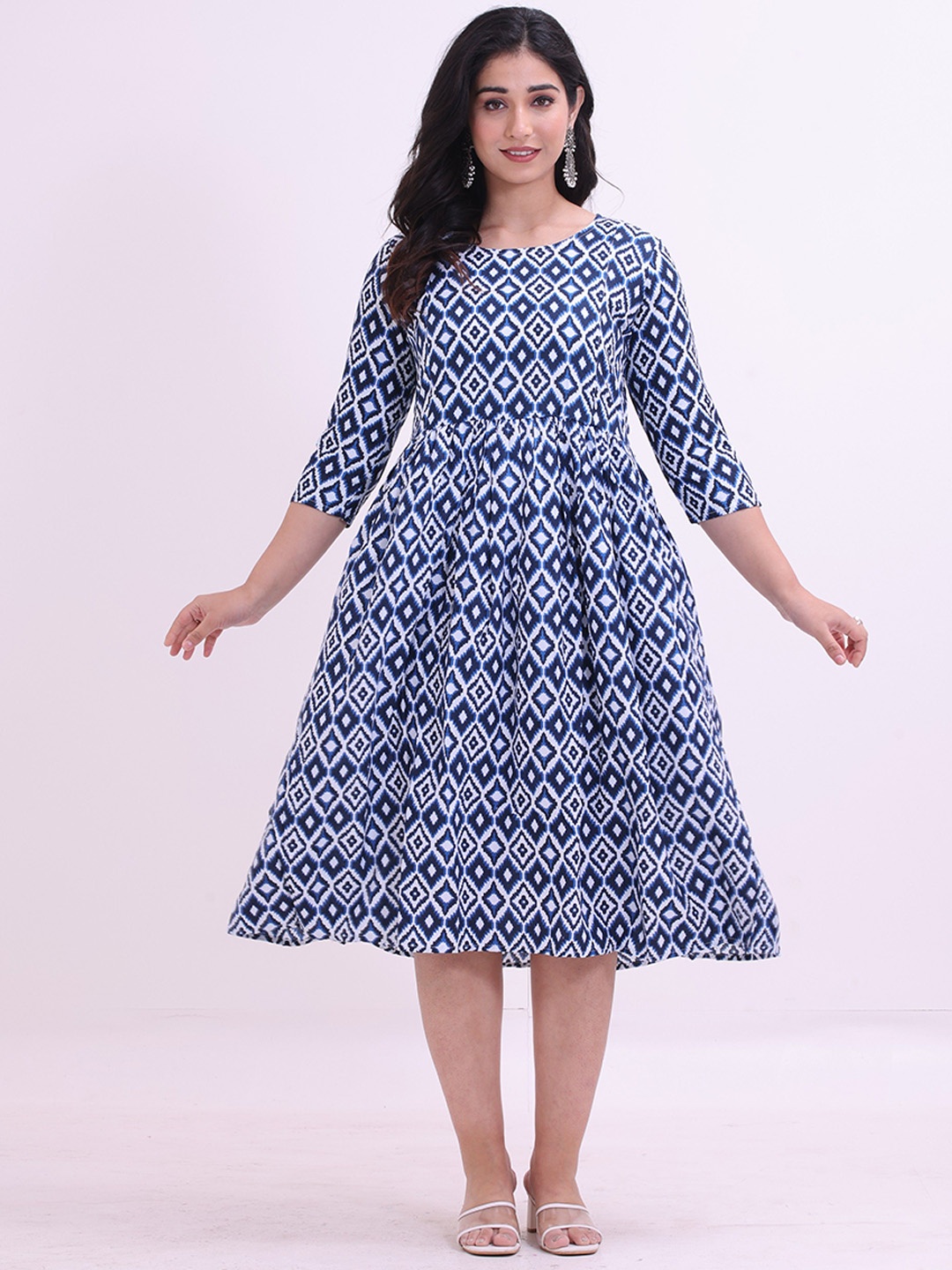 

Intizer Women Ethnic Motifs Printed Mirror Work Kurta, Blue