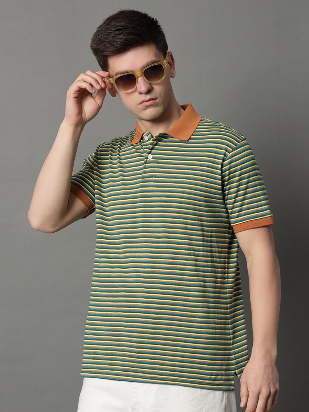 

GET GOLF Men Striped Monochrome Pockets T-shirt, Green