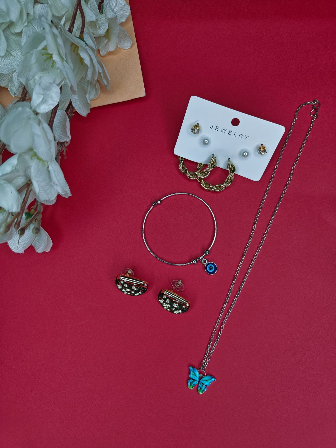 

NVR Valentine Special Women's Artificial Stones Jewellery Set, Gold