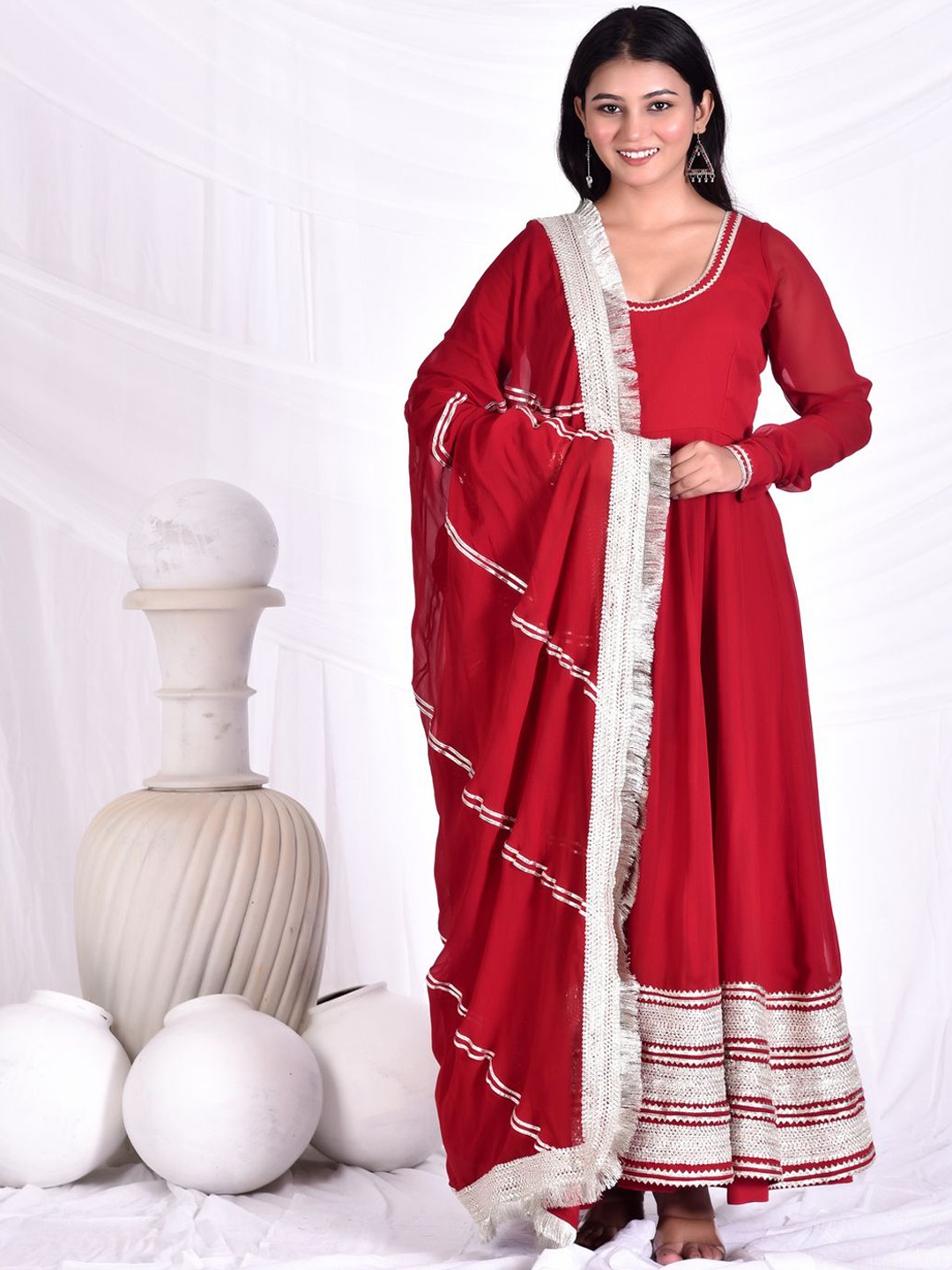 

MAHUKAA Women Embroidered Regular Kurta with Palazzos & With Dupatta, Red