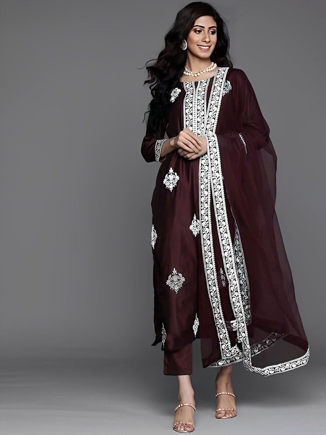 

REET MAHAL Floral Embroidered Notch Neck Thread Work Straight Kurta With Trouser & Dupatta, Brown