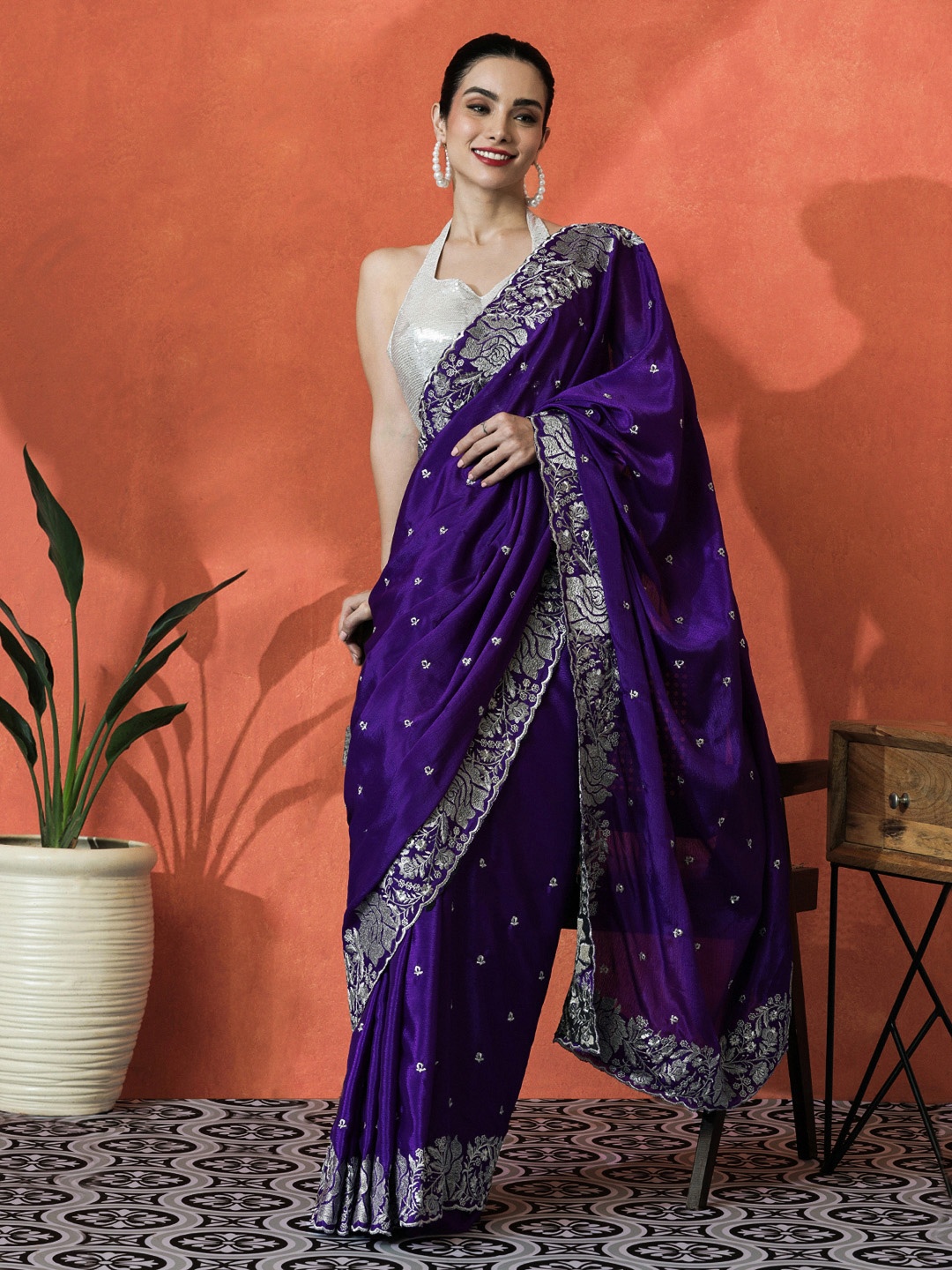 

Sangria Embroidered Saree With Blouse Piece, Blue