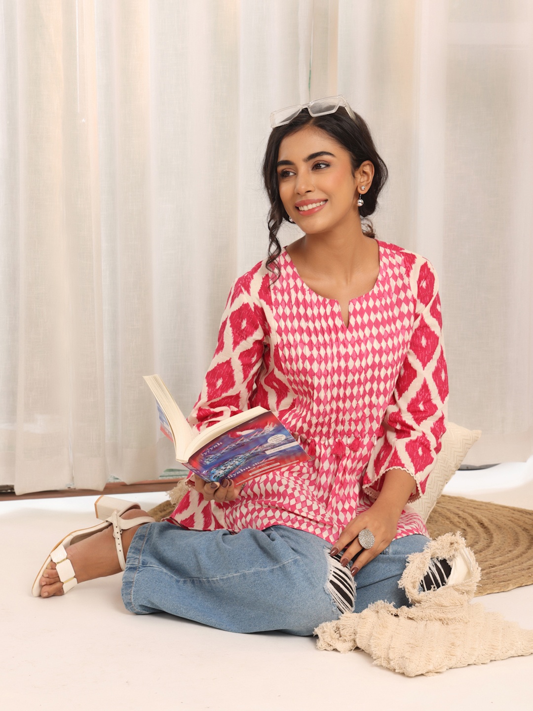 

Varanga Women Chevron Printed Straight Kurti, Pink